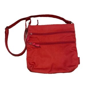 Vera Bradley Robin Red Triple Zip Hipster Floral Quality shoulder bag